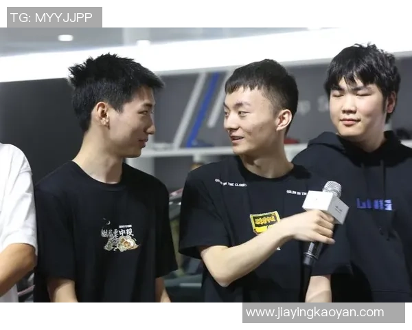 CSGO赛事热议：LNG战队比赛经验引发的争议与讨论