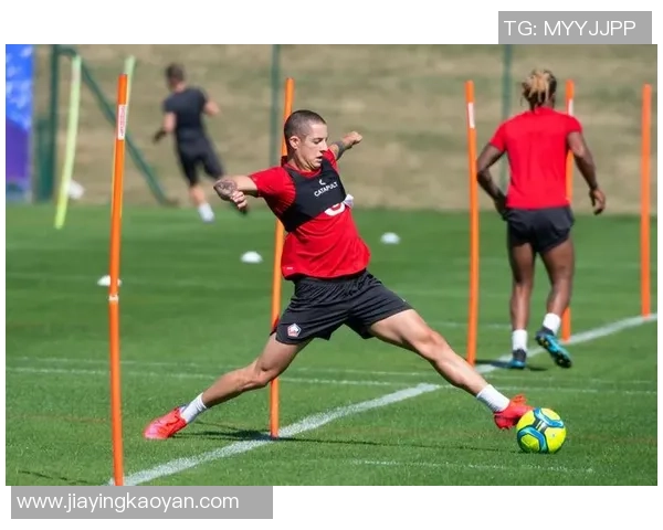 武汉羽毛球队在洲际杯上的强势表现与未来展望分析 武汉羽毛球队在洲际杯上的强势表现与未来展望分析